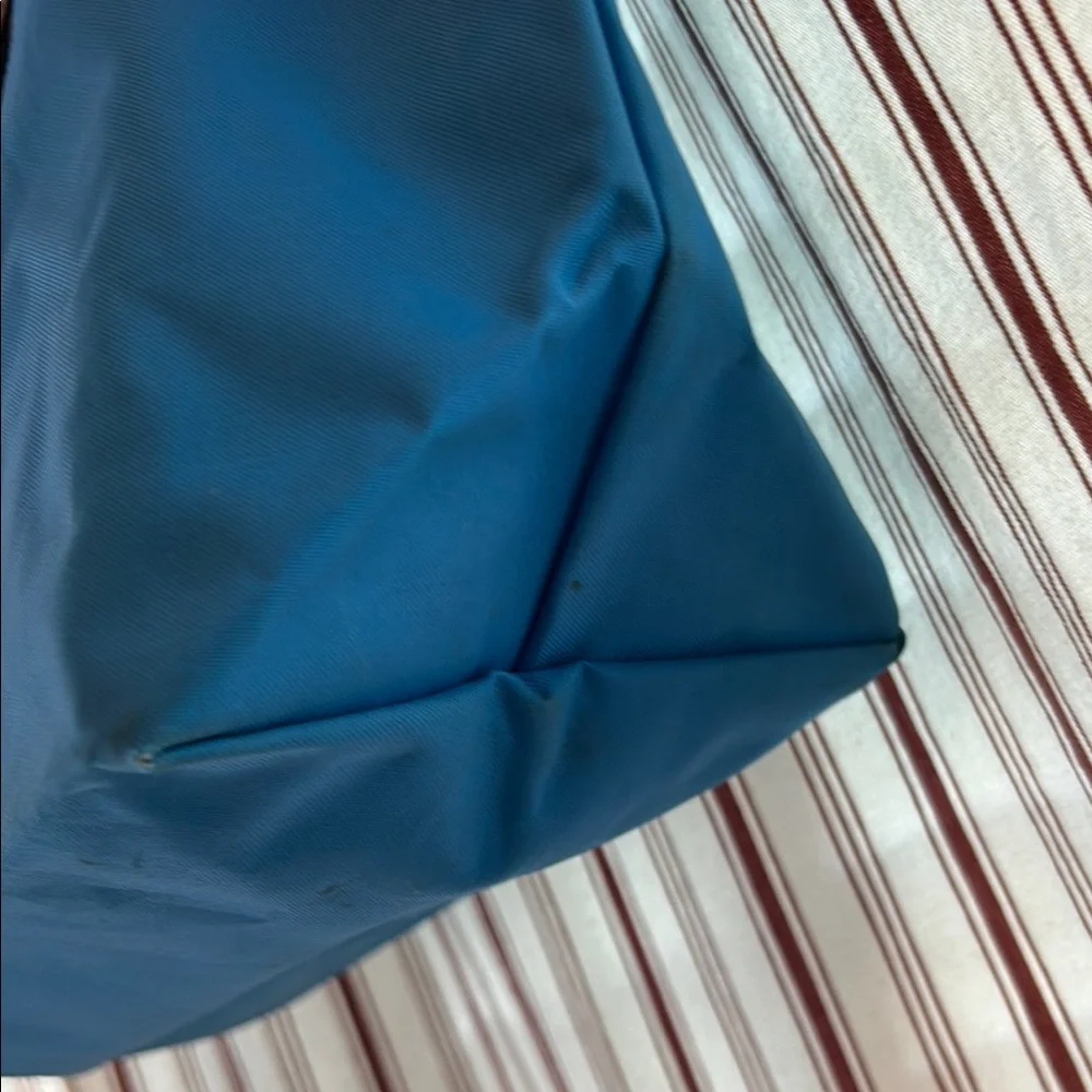 Longchamp Blue Le Pliage Totes for Versatile Style - Picture 5 of 7